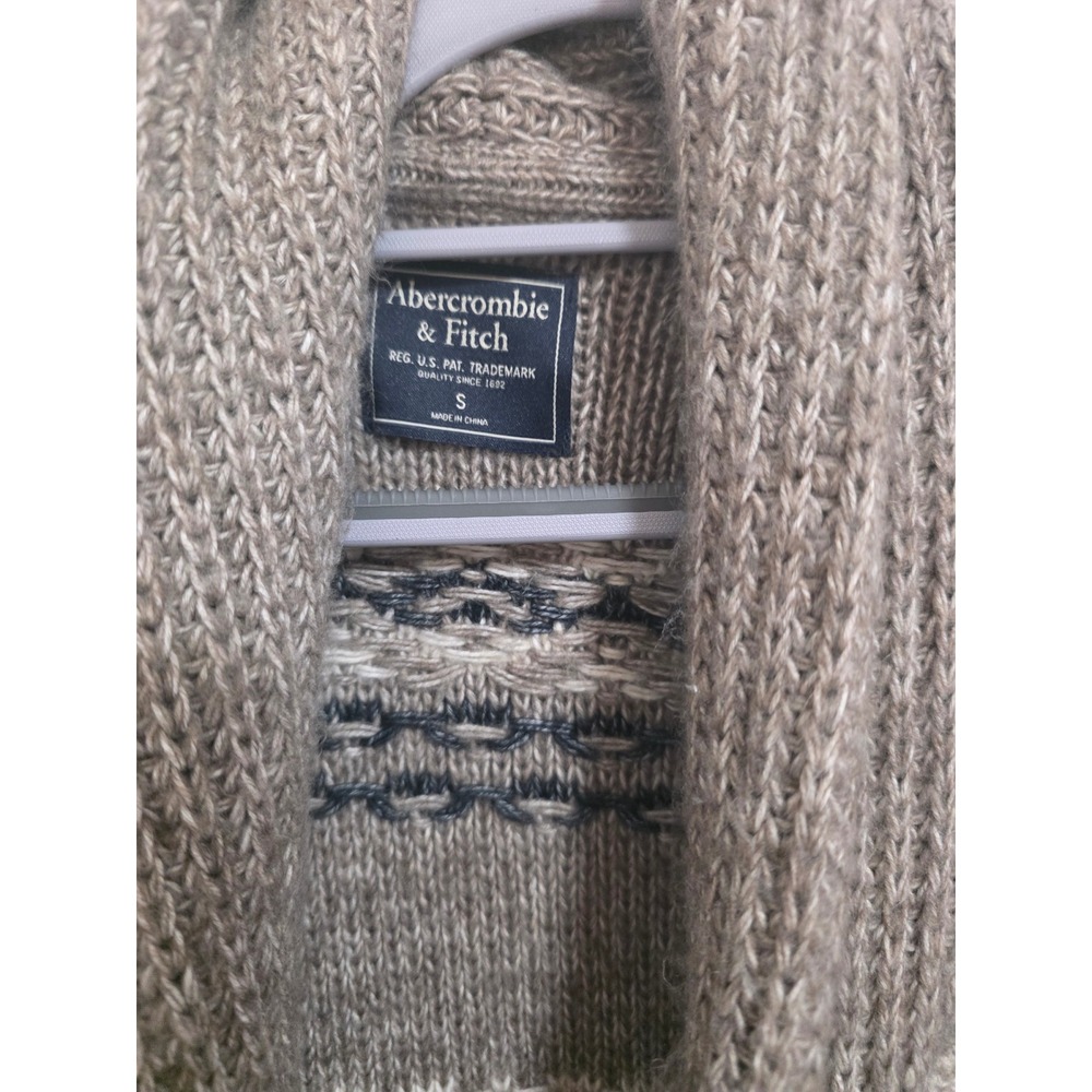 Abercrombie Fitch Women's Knit Fair Isle‎ Cardigan Sweater Shawl Collar Size S - Picture 3 of 5
